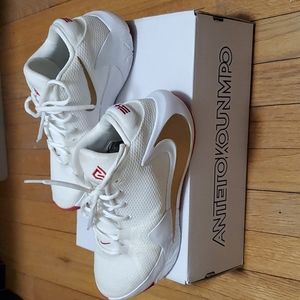 Nike Zoom Freak 1 Rose gold Size 8.5